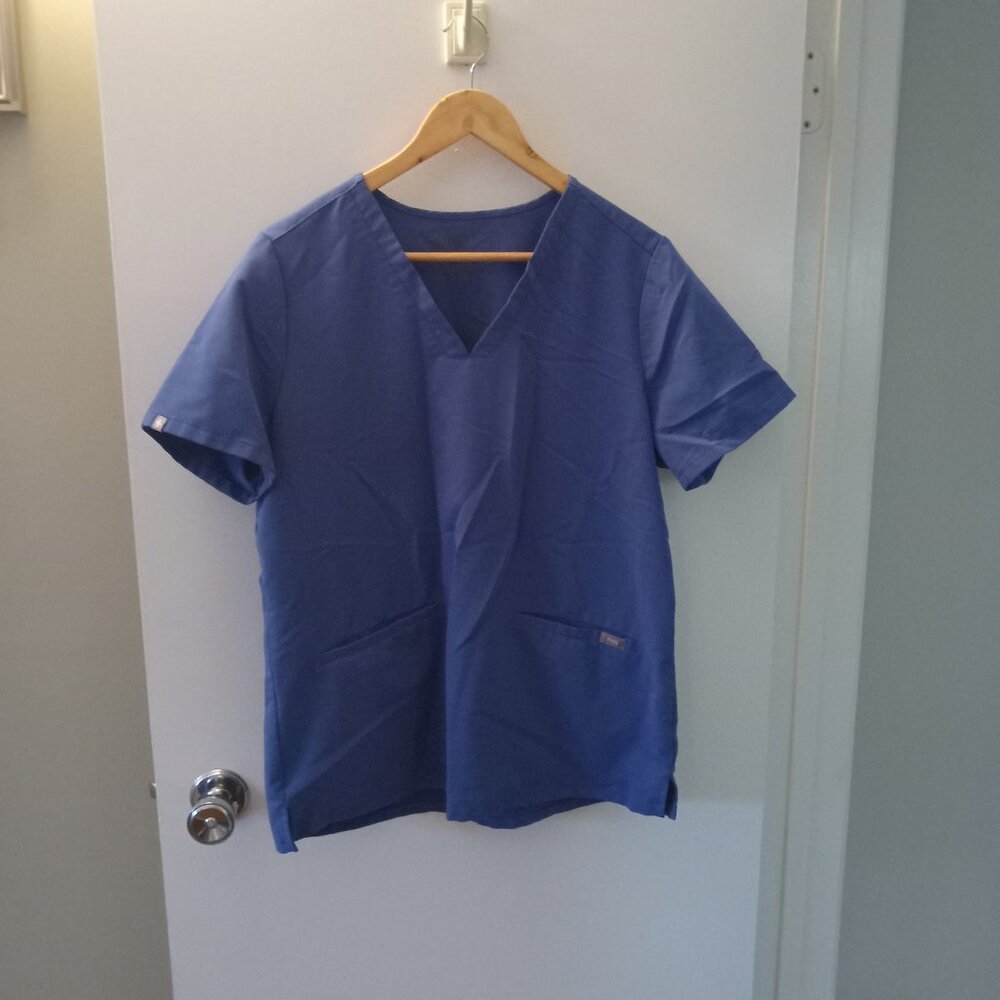 Figs Scrub Top